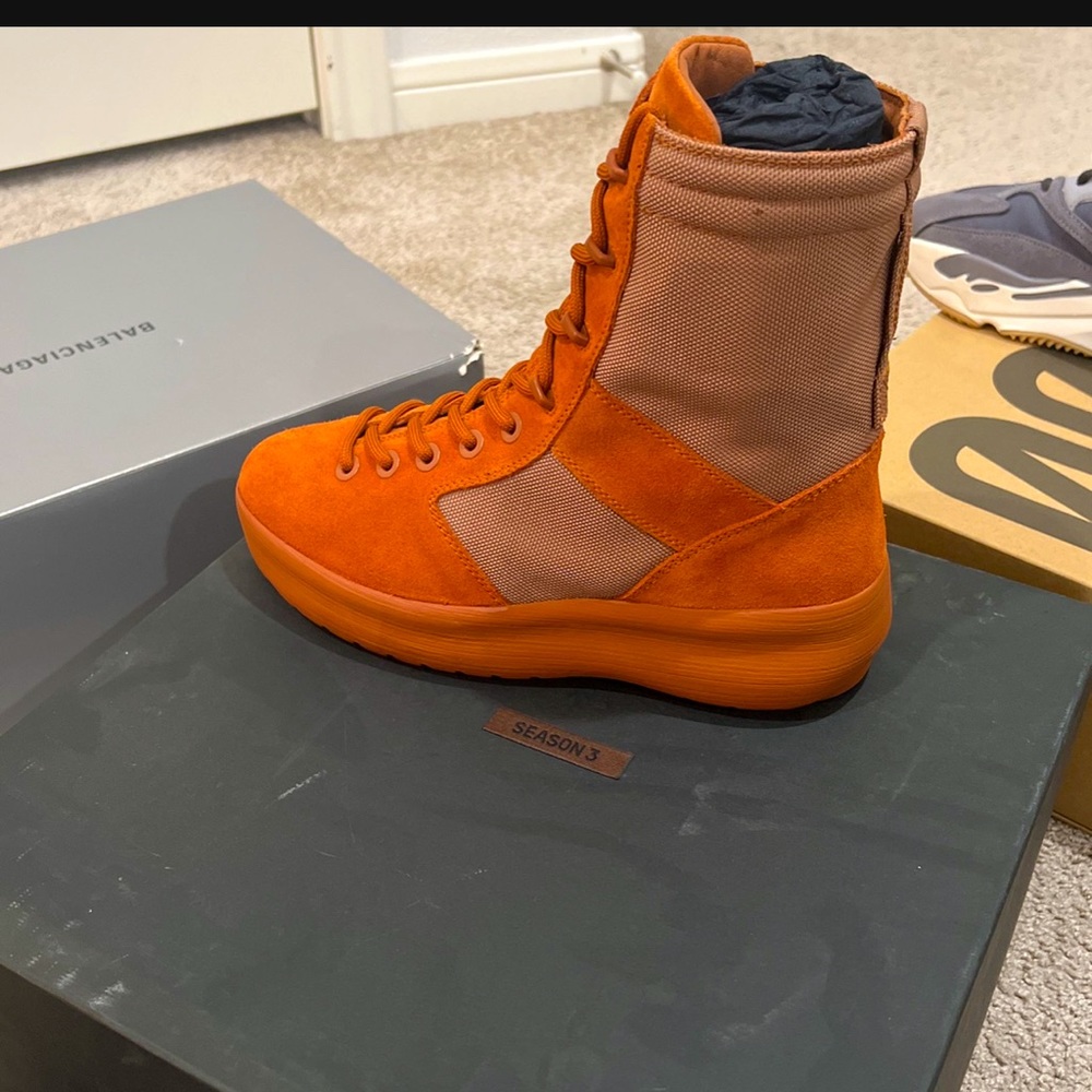 Yeezy season 3 burnt sienna